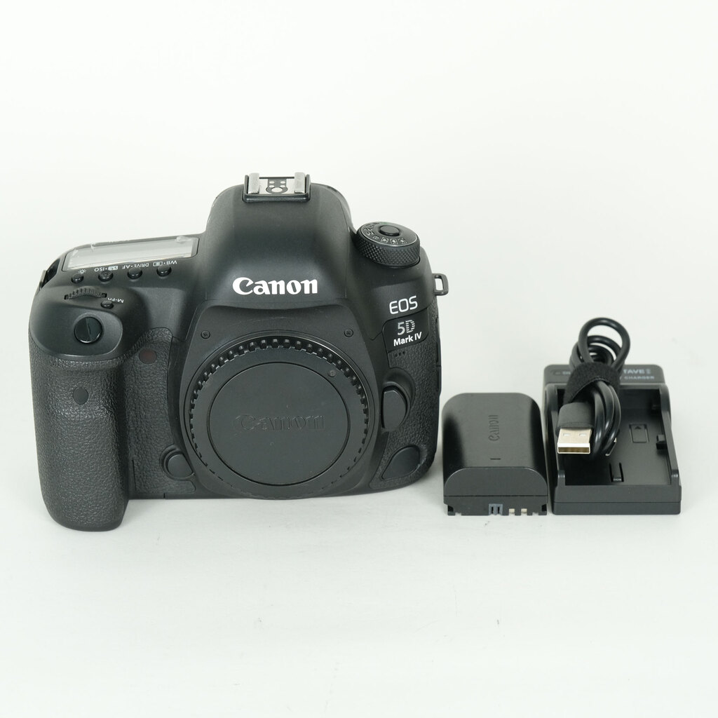 Canon EOS 5D Mark IV [�{�f�B]
