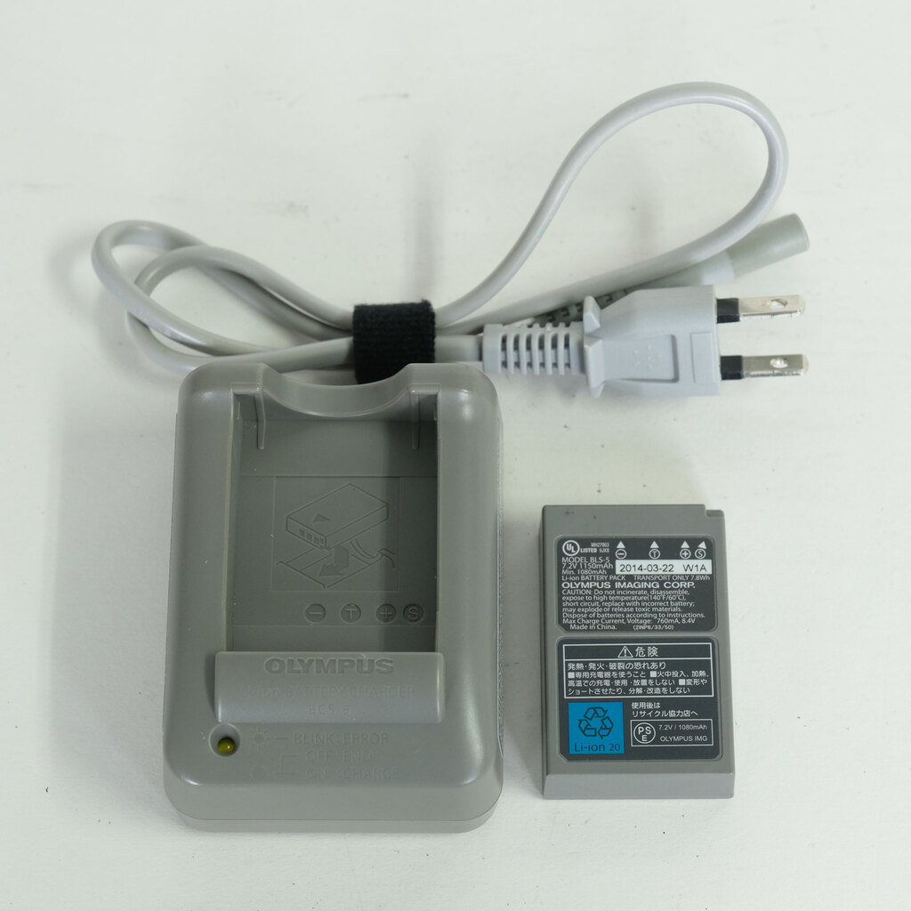 OLYMPUS OM-D E-M10 ボディ シルバー