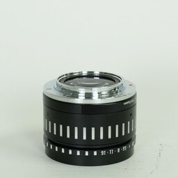 銘匠光学 TTArtisan 35mm F0.95 C (フジフイルムX用) ブラック×シルバー