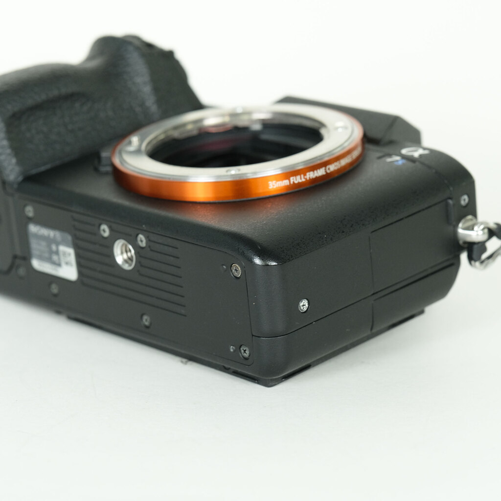 SONY α7S II（ILCE-7SM2）の出品 | ONE SCENE（ワンシーン）