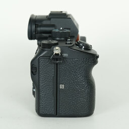 SONY α7 III（ILCE-7M3）