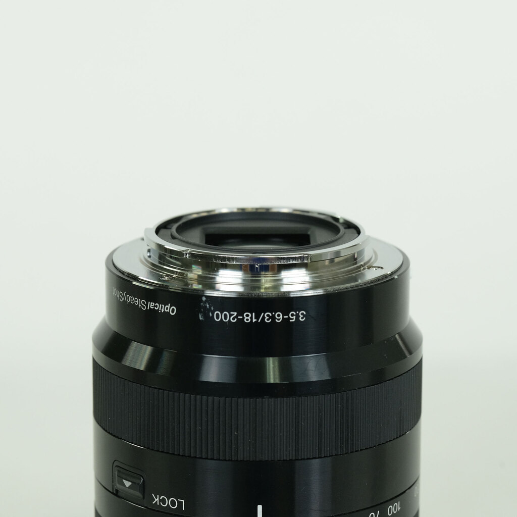 SONY E18-200mm F3.5-6.3 OSS LE SEL18200LE