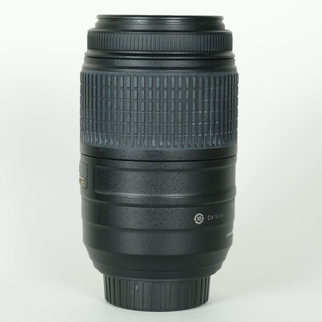 Nikon AF-S DX NIKKOR 55-300mm F4.5-5.6G ED VR Nikon AF-S DX NIKKOR 55-300mm F4.5-5.6G ED VR