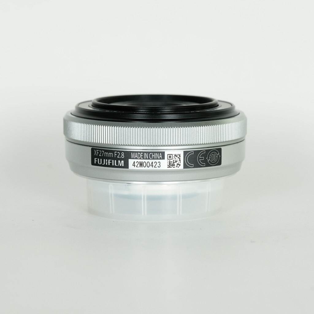 FUJIFILM XF27mm F2.8 シルバー