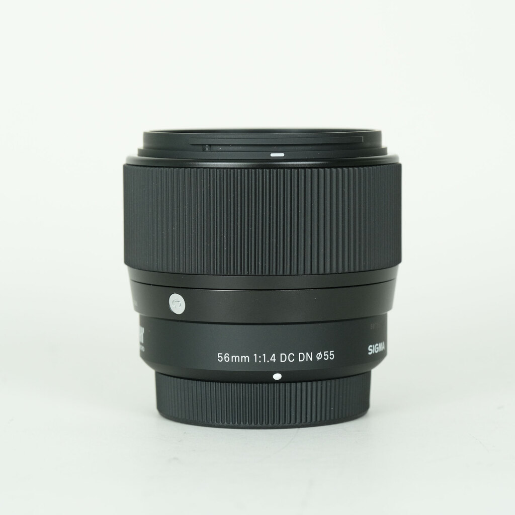 56mm F1.4 DC DN [マイクロフォーサーズ用] 中古価格比較 - 価格.com