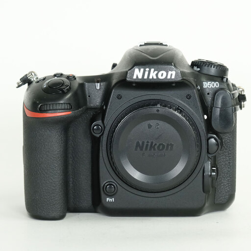 Nikon D500