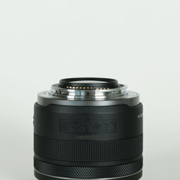Canon RF35mm F1.8 MACRO IS STM