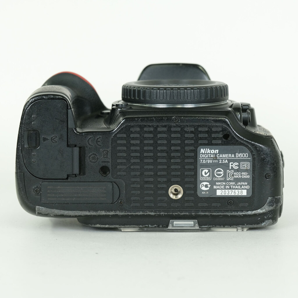 Nikon D600