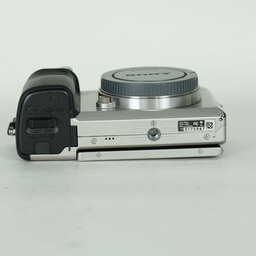 SONY α6000（ILCE-6000）