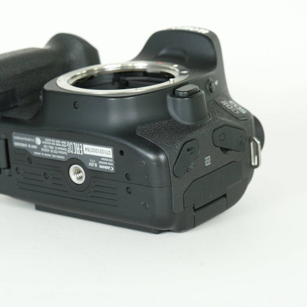 Canon EOS 80D