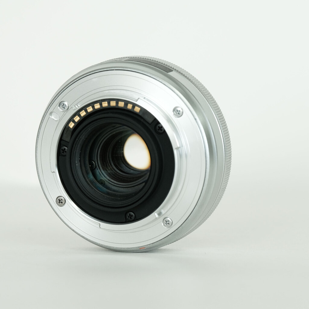 FUJIFILM XF27mm F2.8 シルバー