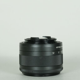 Canon EF-M15-45mm F3.5-6.3 IS STM Canon EF-M15-45mm F3.5-6.3 IS STM