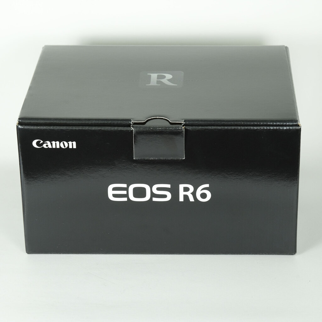 Canon EOS R6