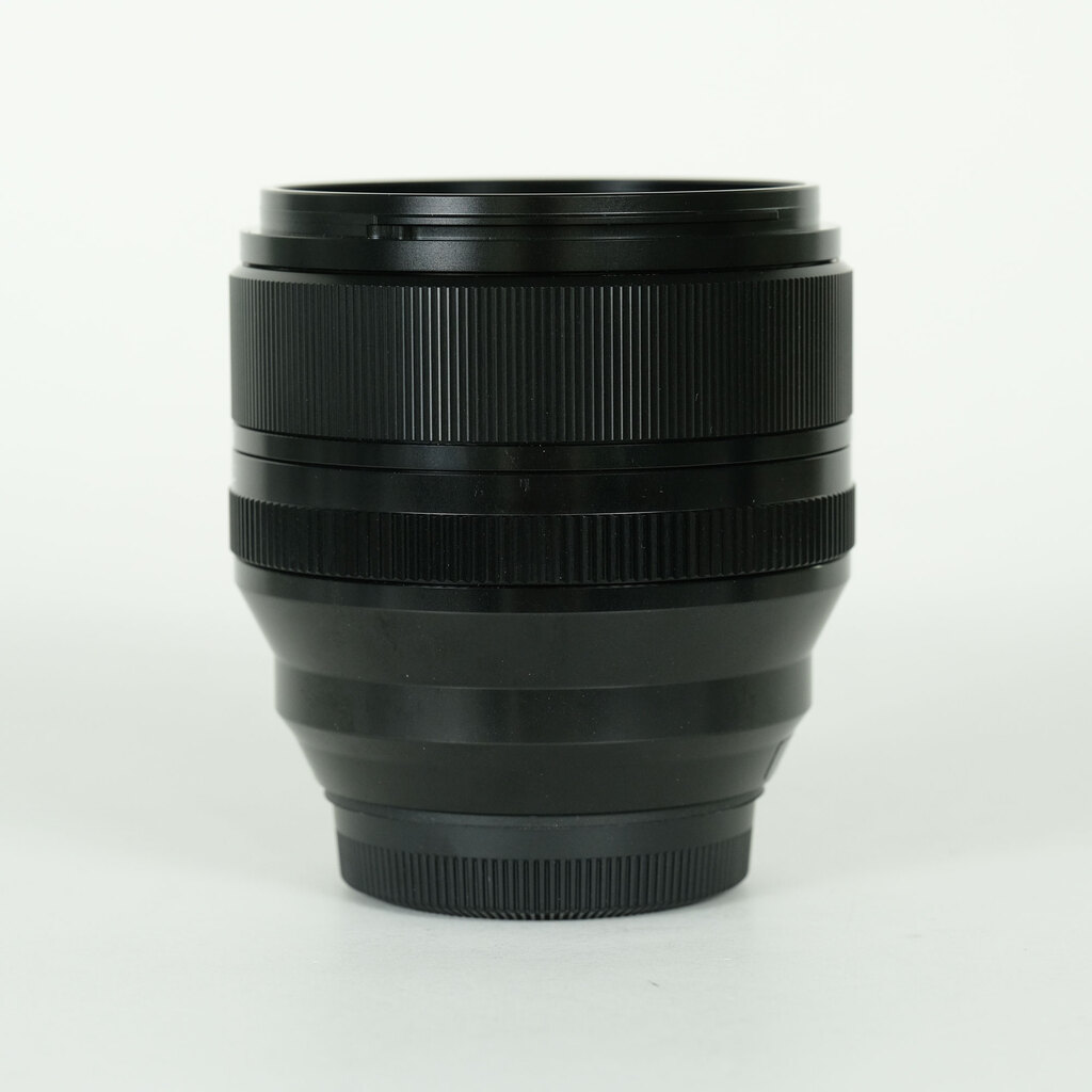 FUJIFILM XF56mmF1.2 R WRの出品 | ONE SCENE（ワンシーン）