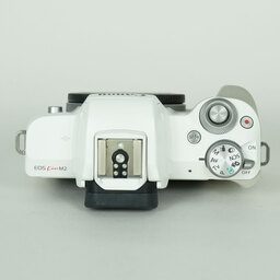Canon EOS Kiss M2