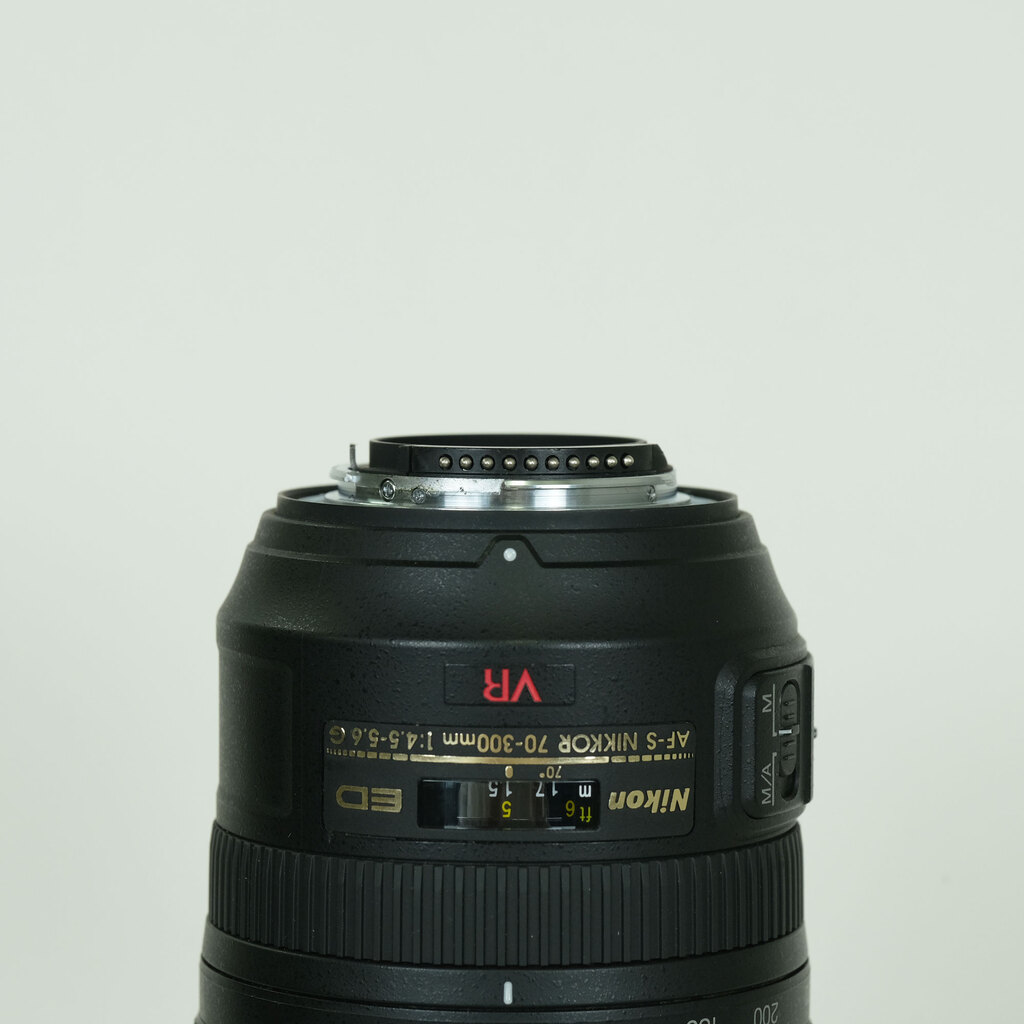 Nikon AF-S VR Zoom-Nikkor 70-300mm F4.5-5.6G IF-ED