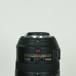 Nikon AF-S VR Zoom-Nikkor 70-300mm F4.5-5.6G IF-ED