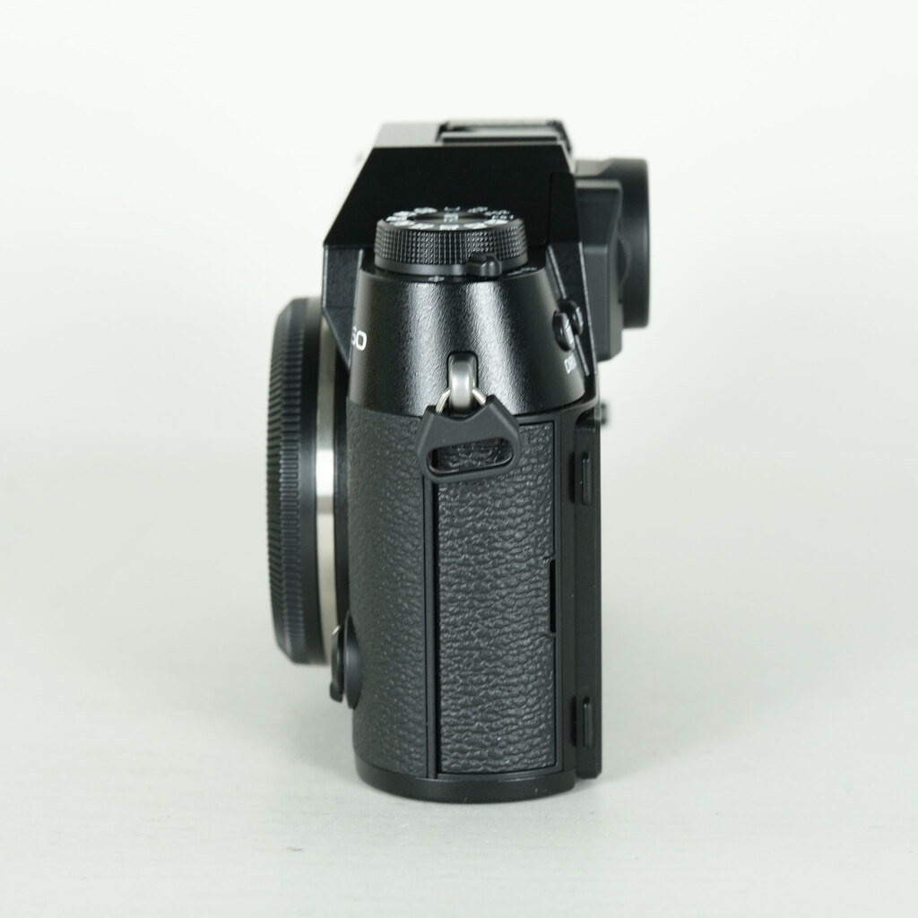 FUJIFILM X-T50 [�{�f�B �u���b�N]