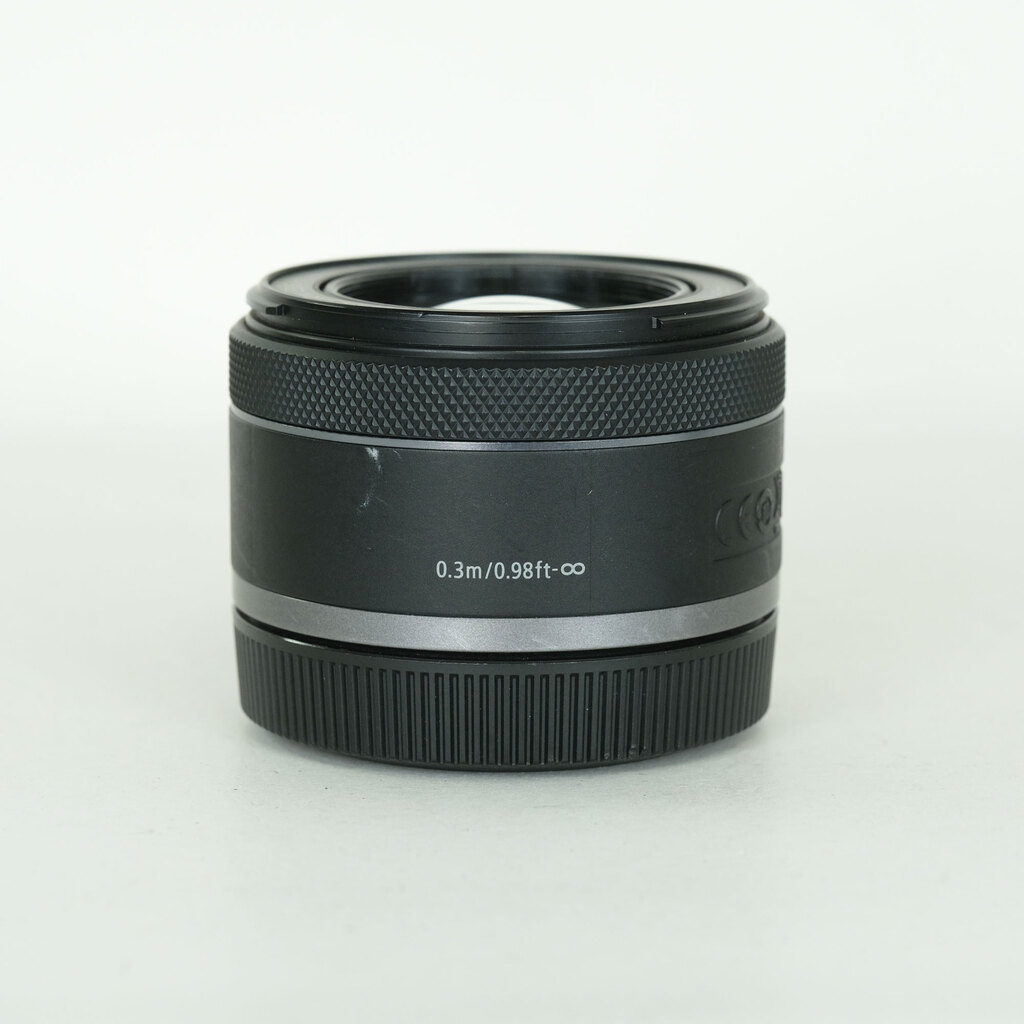 Canon RF50mm F1.8 STM