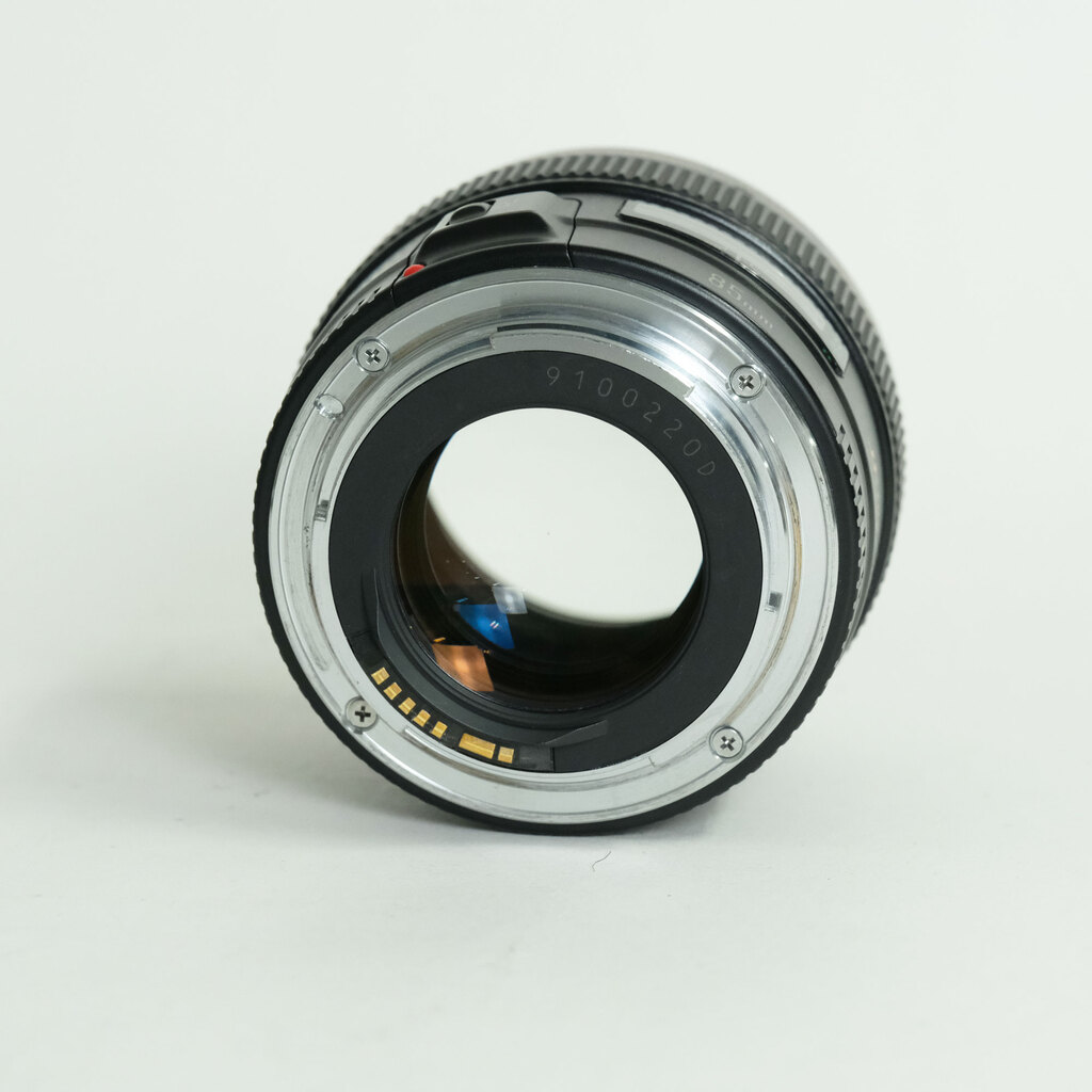 Canon EF85mm F1.8 USM