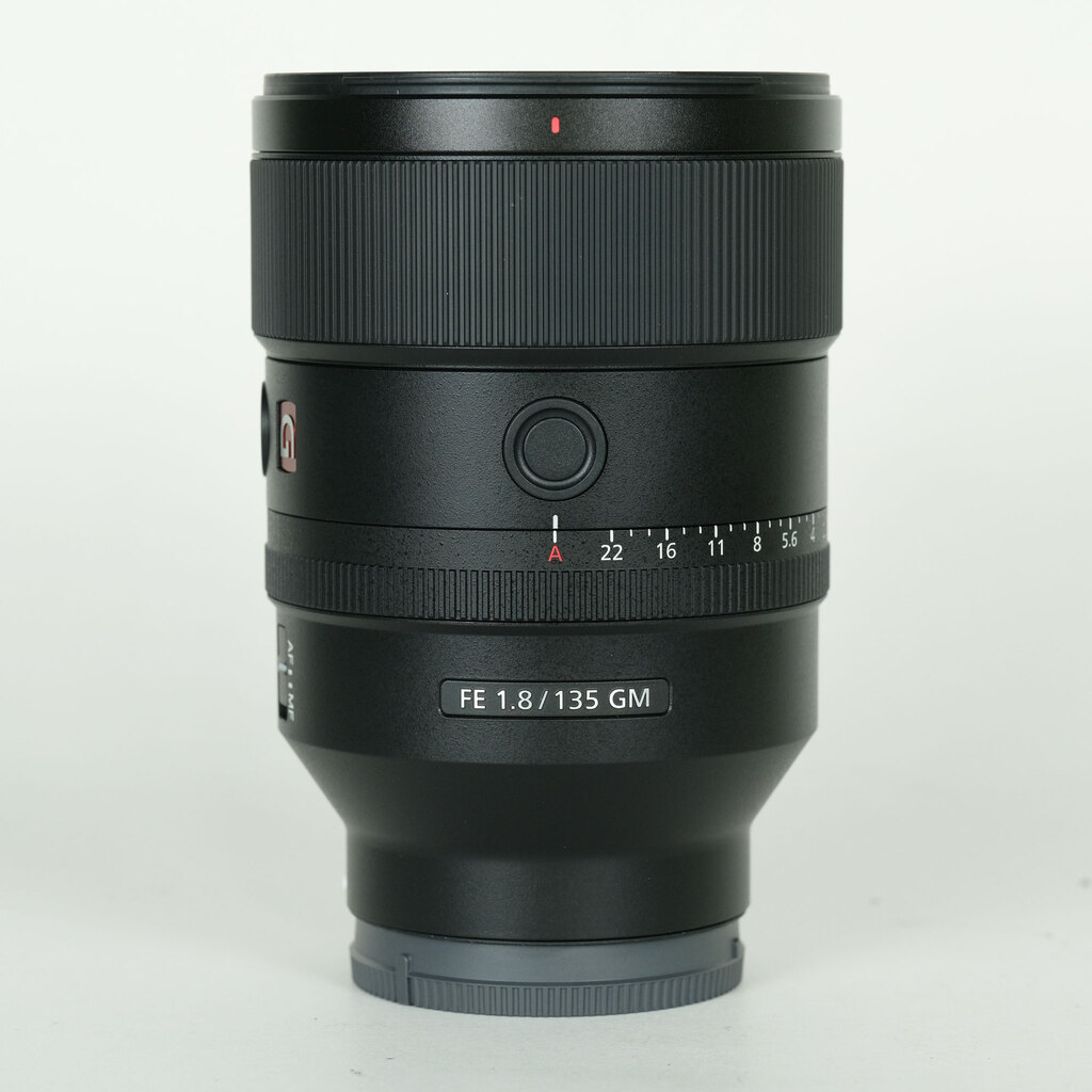 FE 135mm F1.8 GM SEL135F18GM 中古価格比較 - 価格.com