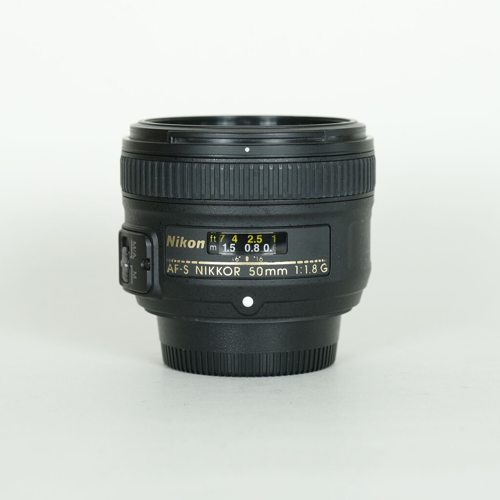 Nikon AF-S NIKKOR 50mm f/1.8G Nikon AF-S NIKKOR 50mm f/1.8G