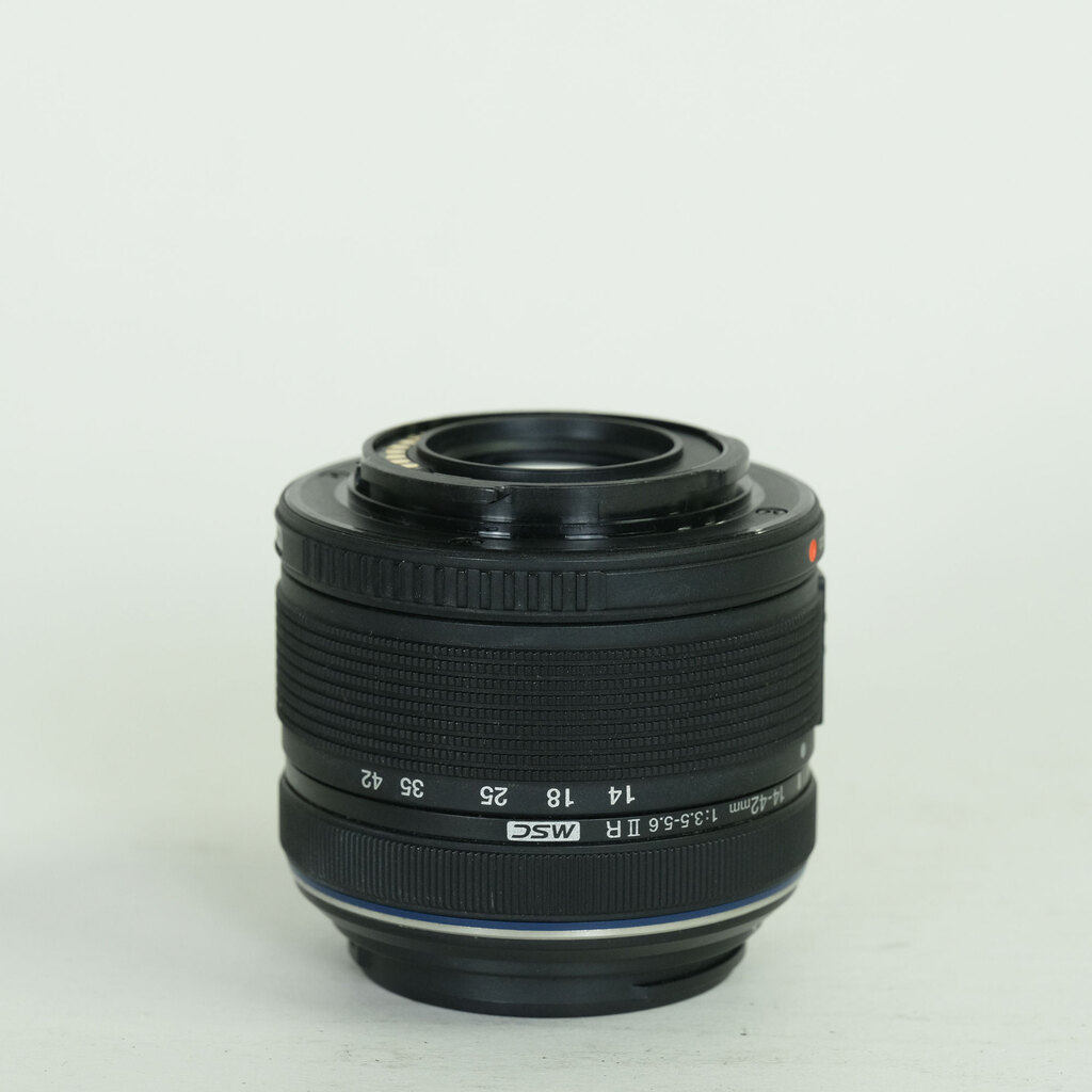 OLYMPUS M.ZUIKO DIGITAL 14-42mm F3.5-5.6IIR ブラック
