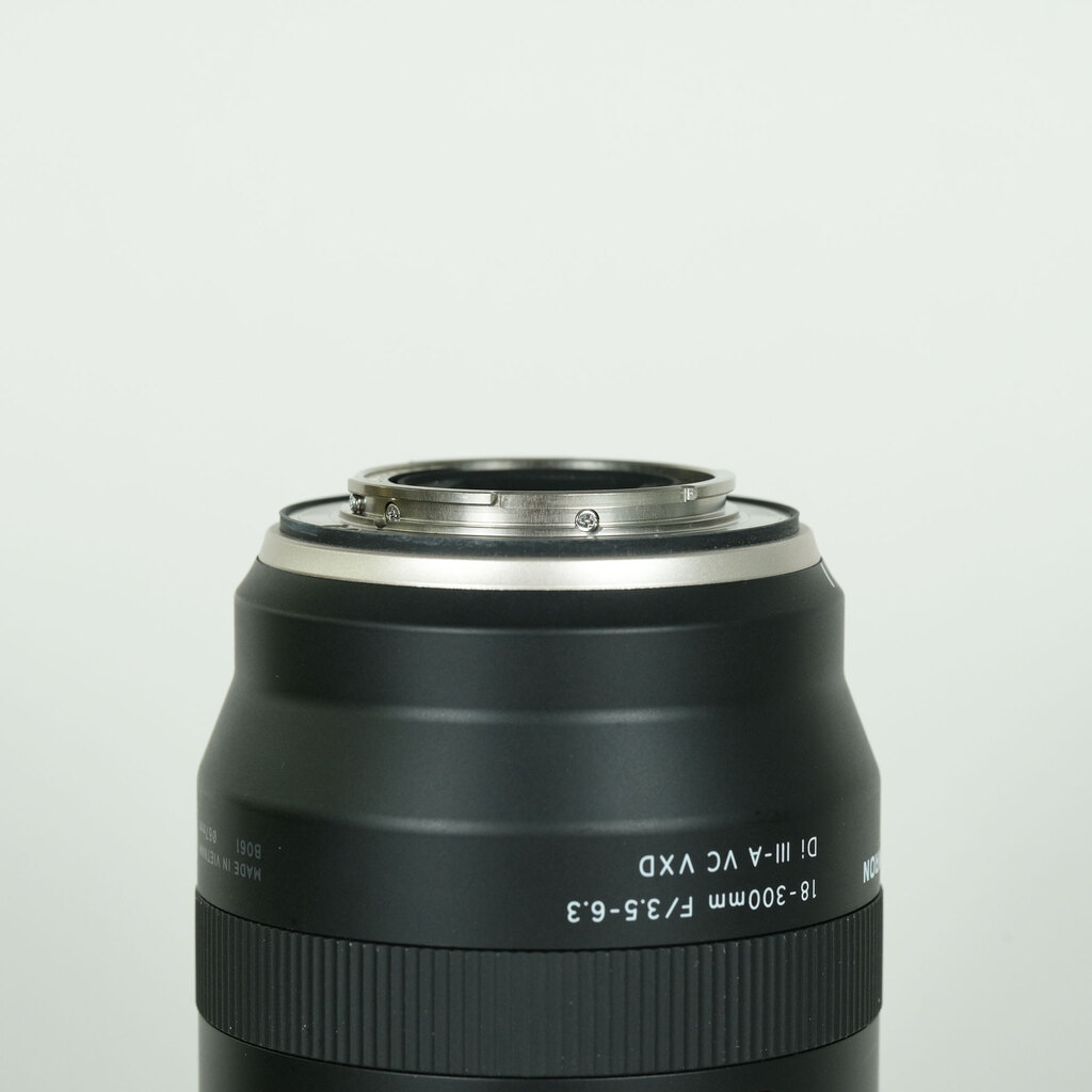TAMRON 18-300mm F/3.5-6.3 Di III-A VC VXD (Model B061) [フジ 