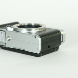 FUJIFILM X-A1 ボディ シルバー