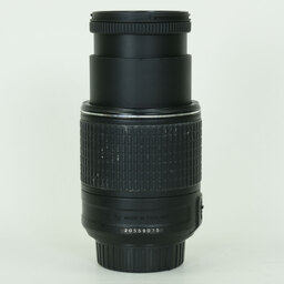 Nikon AF-S DX NIKKOR 55-200mm F4-5.6G ED VR II Nikon AF-S DX NIKKOR 55-200mm F4-5.6G ED VR II