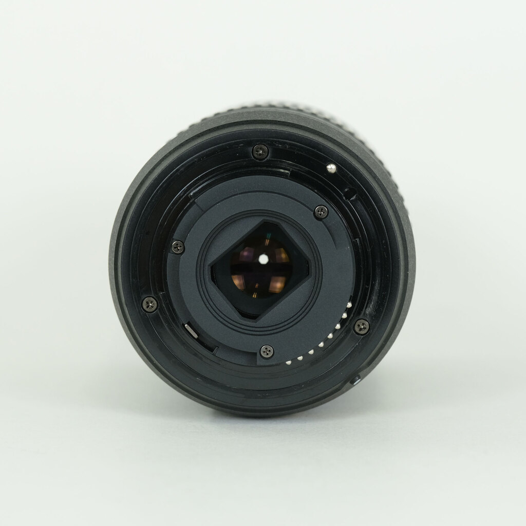 Nikon AF-P DX NIKKOR 70-300mm f/4.5-6.3G ED VR Nikon AF-P DX NIKKOR 70-300mm f/4.5-6.3G ED VR