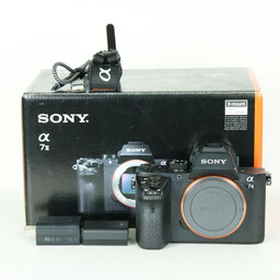 SONY α7 II（ILCE-7M2）