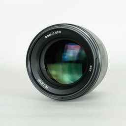 SONY FE 85mm F1.8 SEL85F18