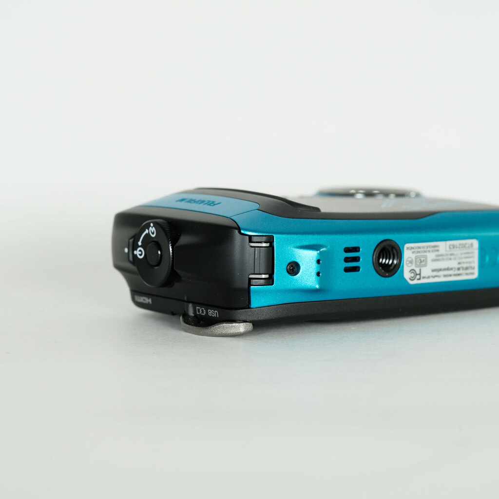 FUJIFILM FinePix XP140 スカイブルー