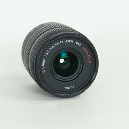 Panasonic LUMIX G 14-42mm F3.5-5.6 ASPH. MEGA O.I.S. H-FS014042 Panasonic LUMIX G 14-42mm F3.5-5.6 ASPH. MEGA O.I.S. H-FS014042