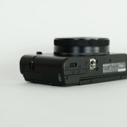 SONY Cyber-shot DSC-RX100M6