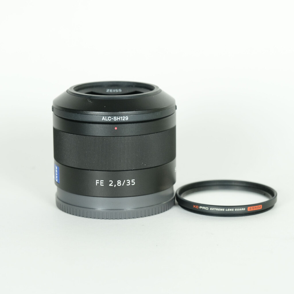 SONY Sonnar T* FE 35mm F2.8 ZA SEL35F28Z SONY Sonnar T* FE 35mm F2.8 ZA SEL35F28Z