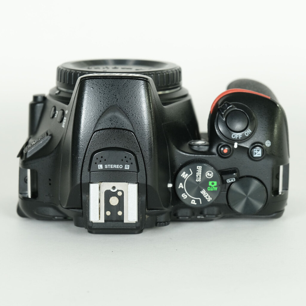 Nikon D5600