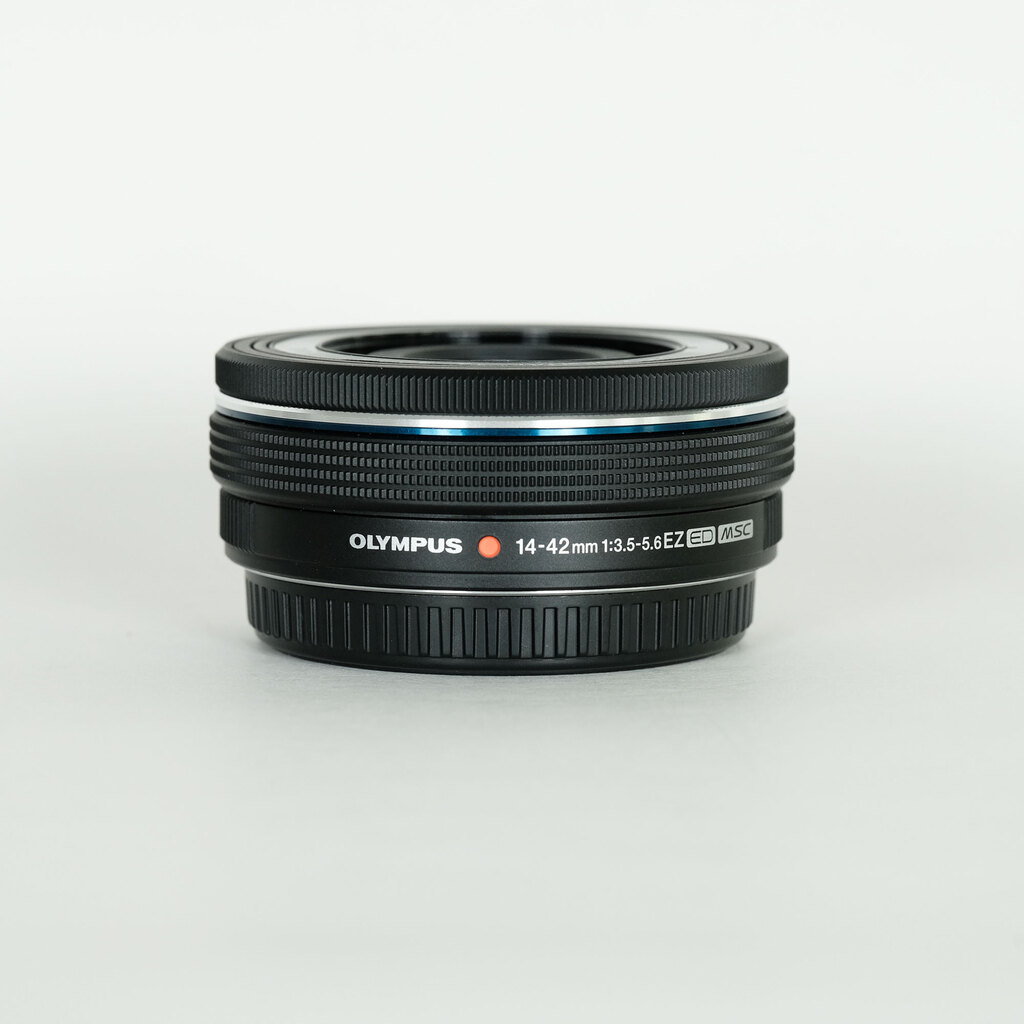 OLYMPUS M.ZUIKO DIGITAL ED 14-42mm F3.5-5.6 EZ ブラック