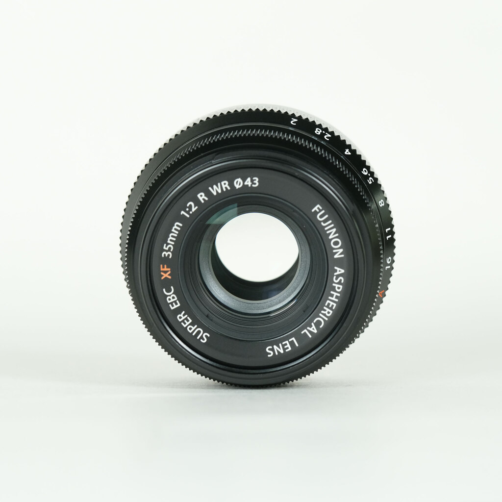 FUJIFILM XF35mmF2 R WRの出品 | ONE SCENE（ワンシーン）