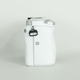 SONY α6000（ILCE-6000）