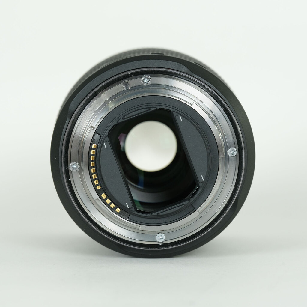 Canon RF10-20mm F4 L IS STM Canon RF10-20mm F4 L IS STM