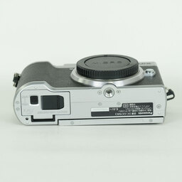 Panasonic LUMIX DC-GX7MK3 シルバー