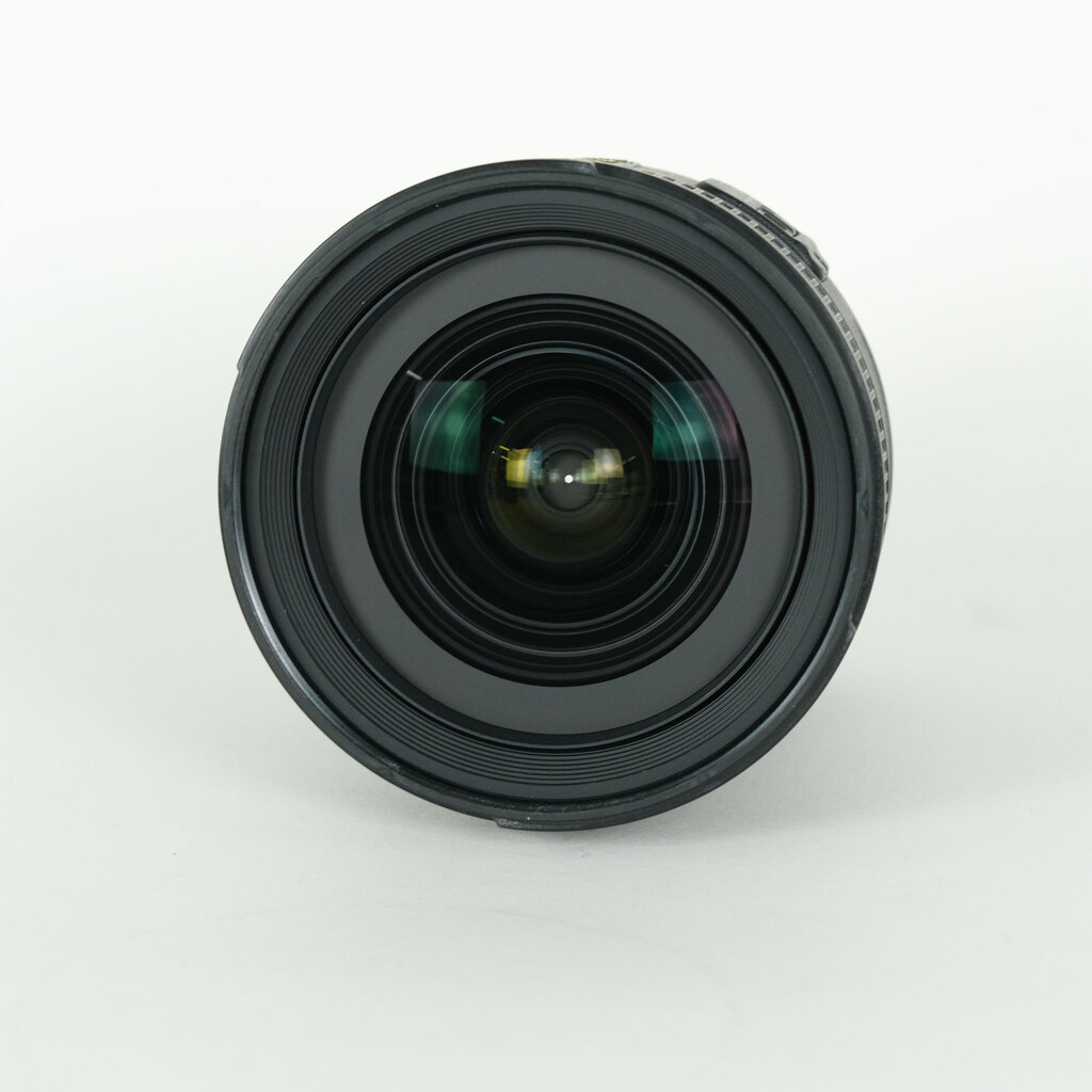 Nikon AF-S NIKKOR 18-35mm F3.5–4.5 G ED Nikon AF-S NIKKOR 18-35mm F3.5–4.5 G ED