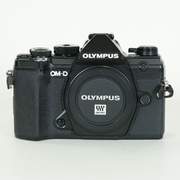 OLYMPUS OM-D E-M5 Mark III