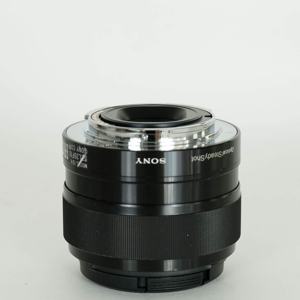 SONY E 35mm F1.8 OSS SEL35F18