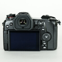 Panasonic LUMIX DC-G9 PRO