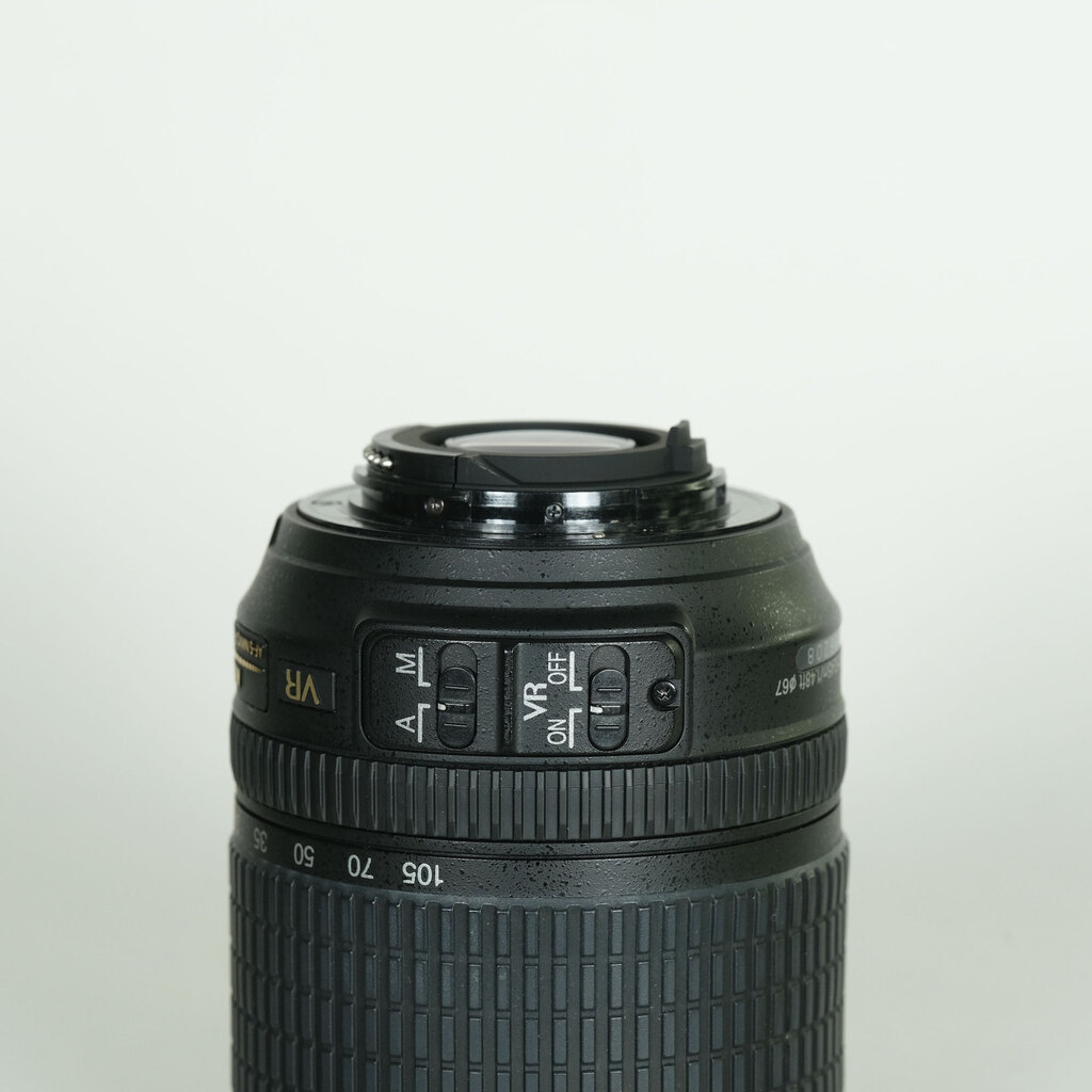 Nikon AF-S DX NIKKOR 18-105mm F3.5-5.6G ED VR