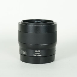 Carl Zeiss Touit 32mm F1.8（ソニーE用）
