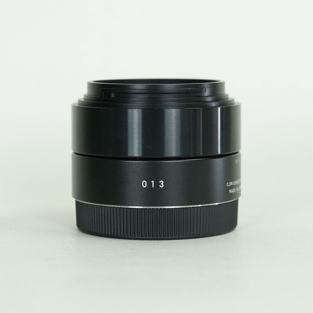 SIGMA A 30mm F2.8 DN (ソニーE用)ブラック